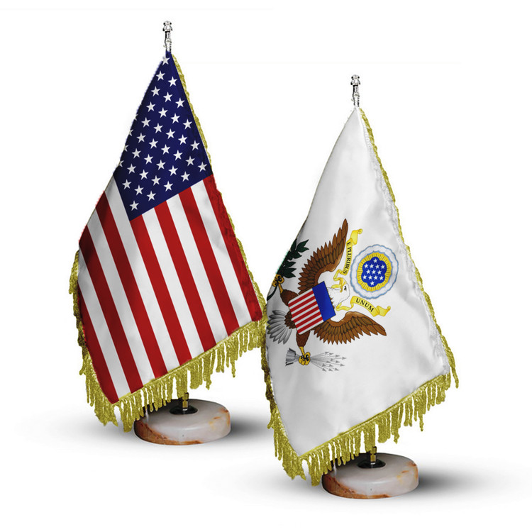 پرچم و نشان رومیزی کشور آمریکا مجموعه دو عددی